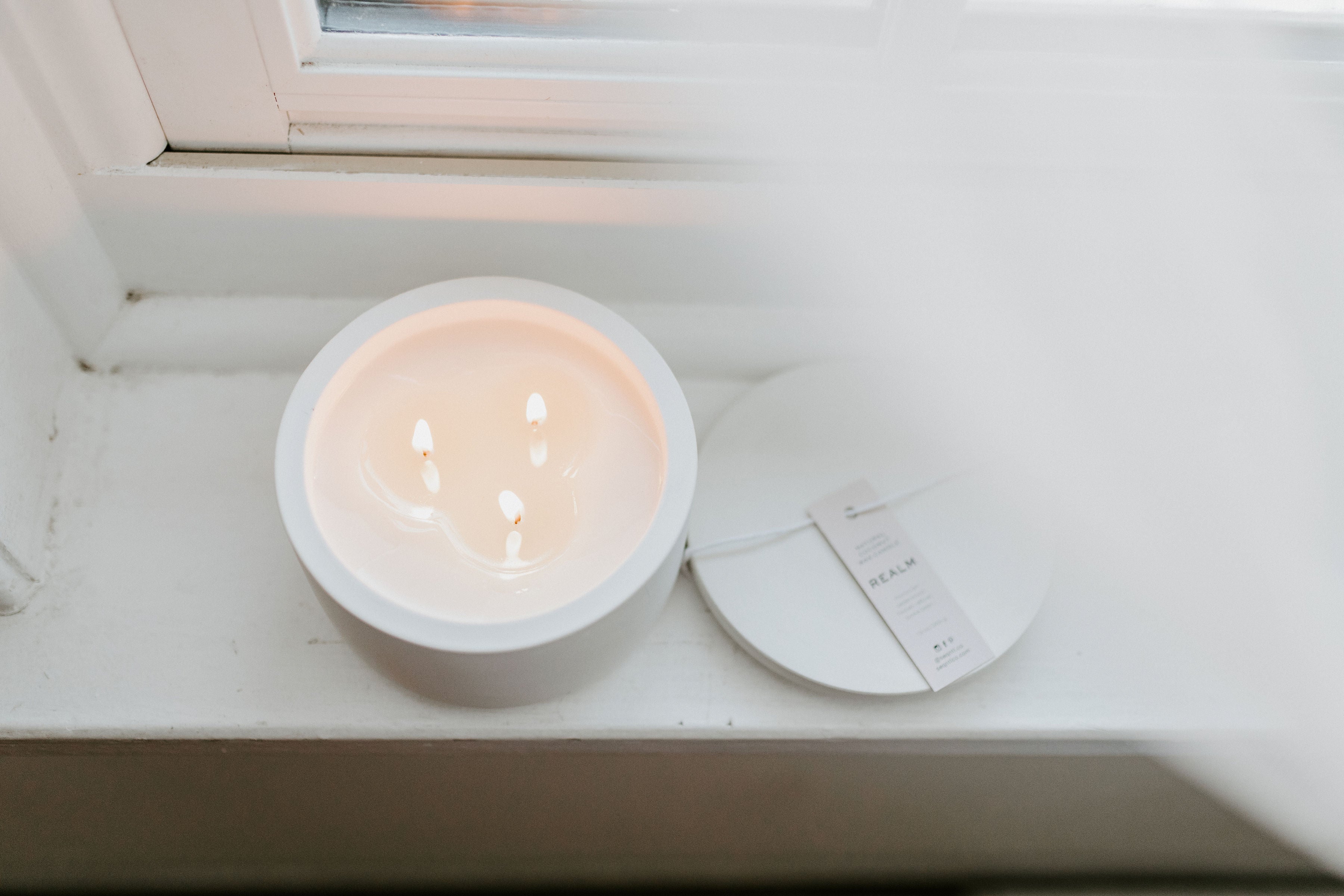 Realm Coconut Wax Candle